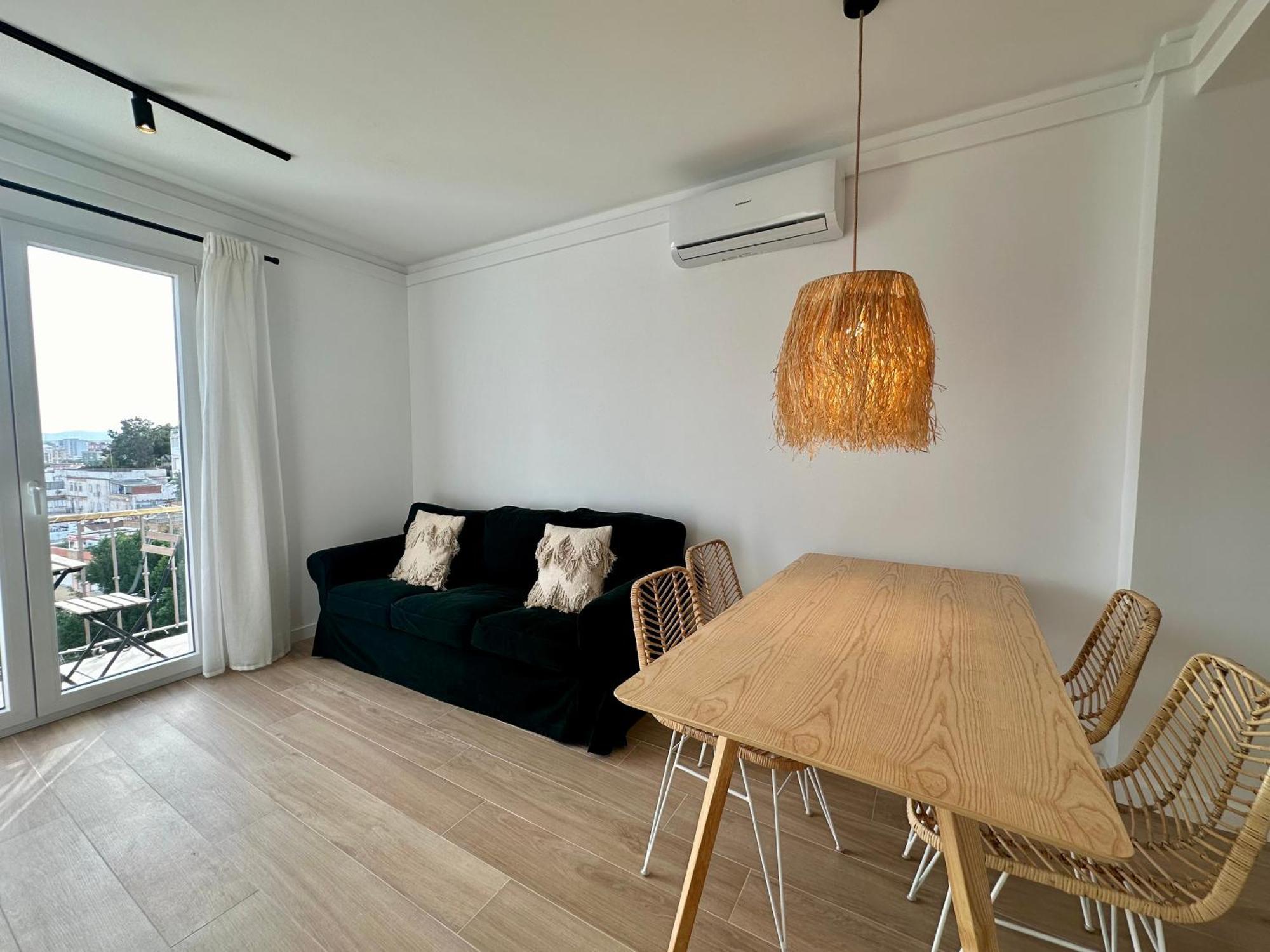 Atico Con Solarium Y Bbq Cerca Del Centro 6 Pax Apartment Malaga Exterior photo